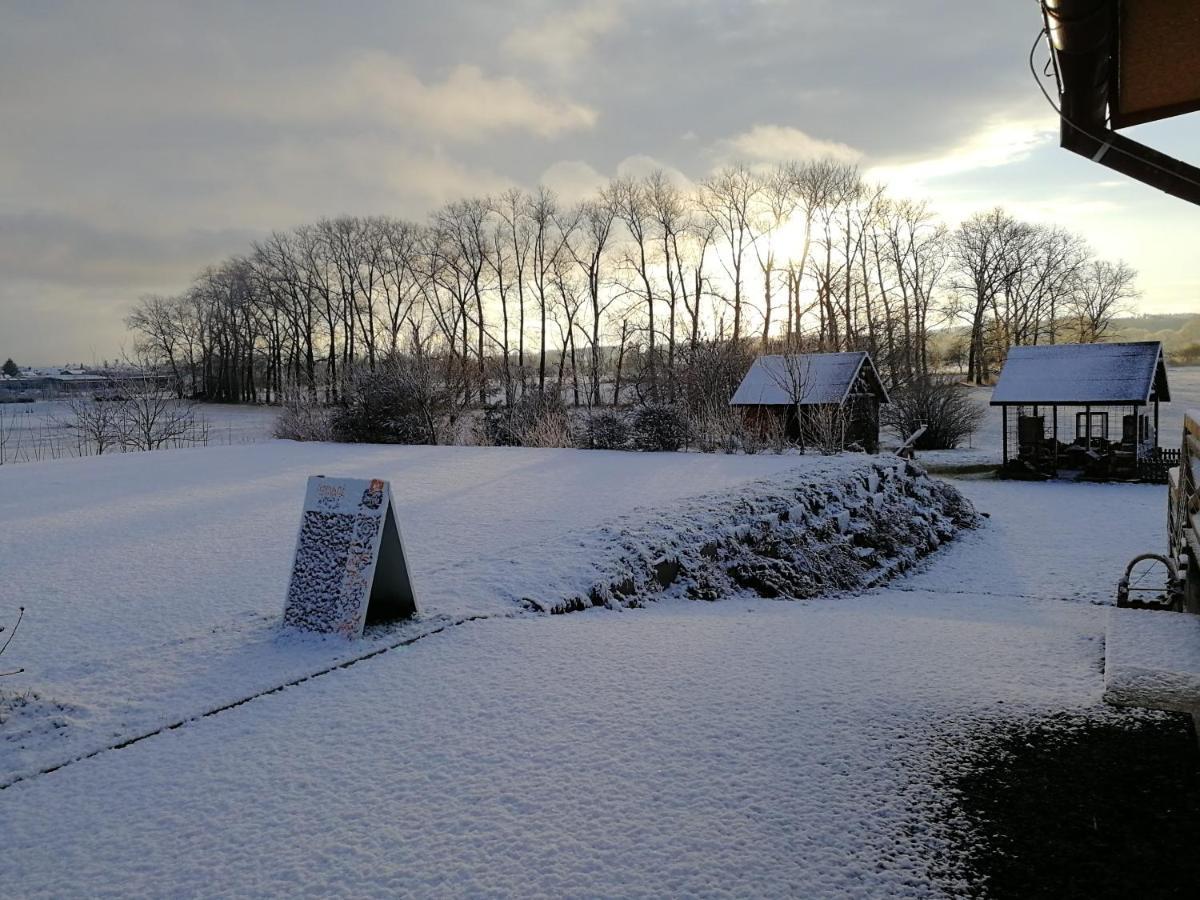 Luční penzion Česká Skalice Esterno foto
