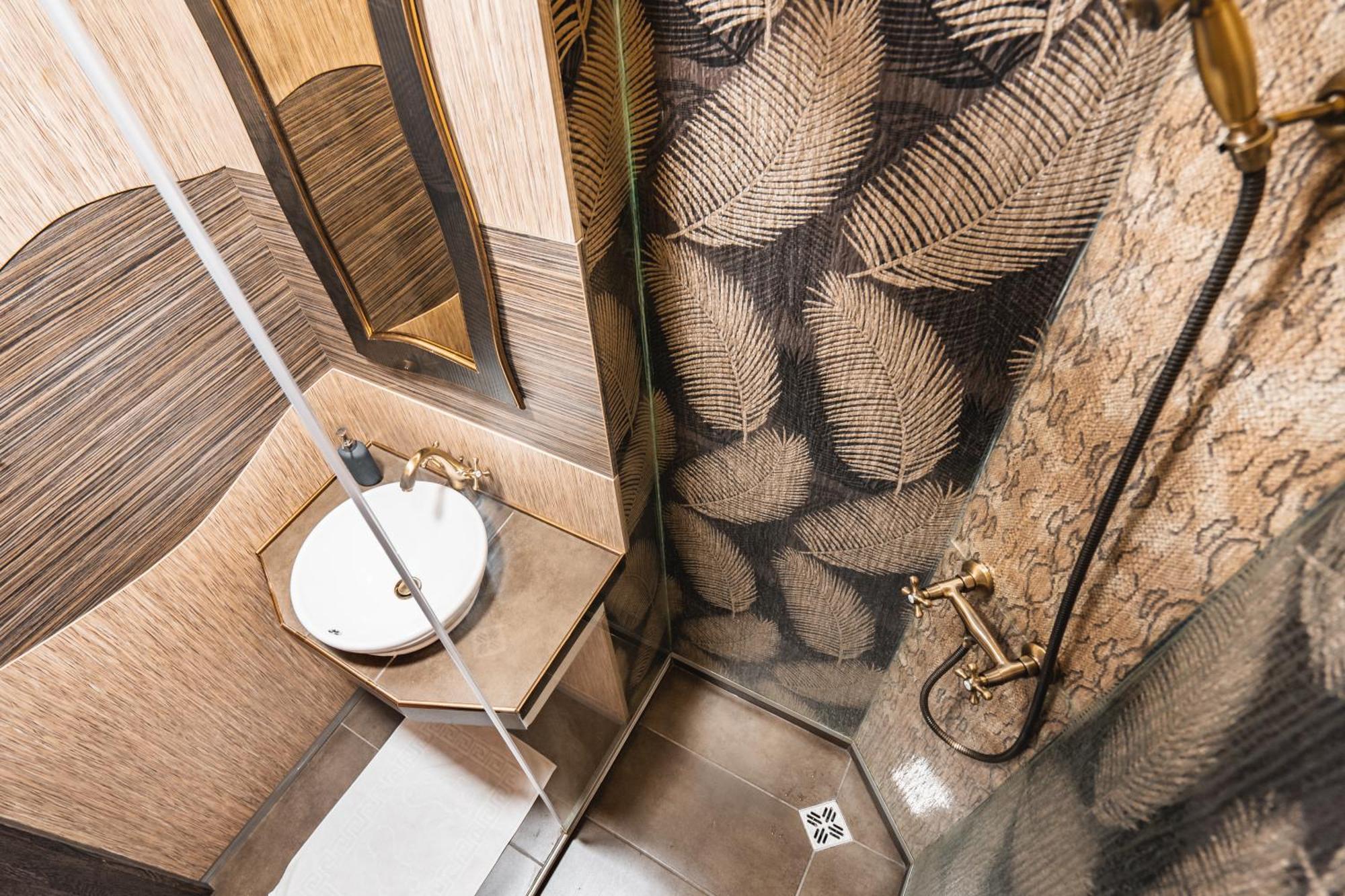 Luční penzion Česká Skalice Esterno foto
